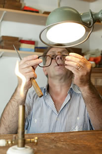 Christian Bonnet, fabrication de lunettes